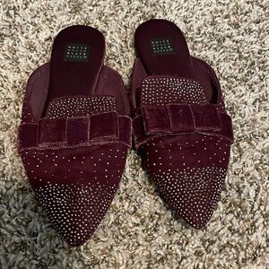 White House Black Market Flats